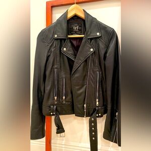 ZARA trf collection moto leather jacket Size M (runs small) in great condition